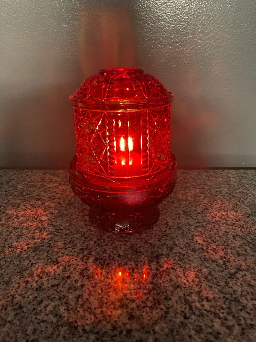 Vintage INDIANA GLASS Fairy Lamp Ruby Flash Red over Amber STARS & BARS - Picture 3 of 17